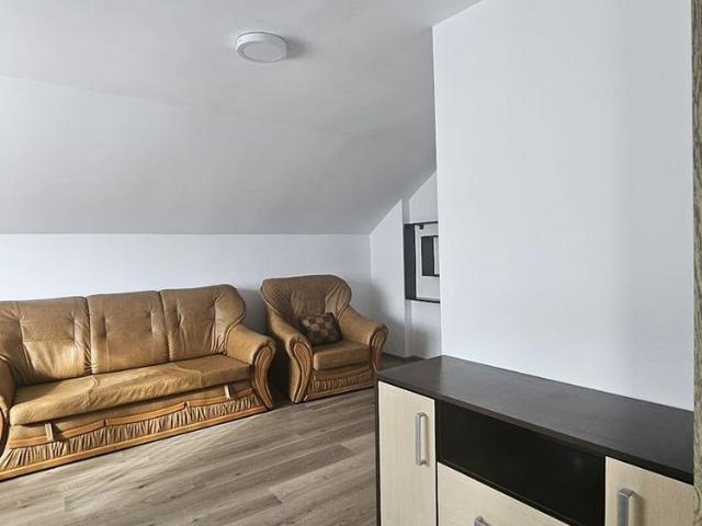 Oferta inchiriere ap 3 cam in vila, Gavana, 400 euro