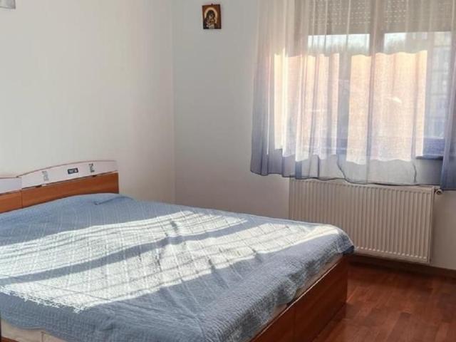 OFERTA INCHIRIERE APARTAMENT 3 CAMERE FOND NOU, GAVANA PLATOU, 450 EURO