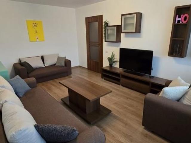 OFERTA INCHIRIERE APARTAMENT 3 CAMERE ULTRACENTRAL, 450 EURO