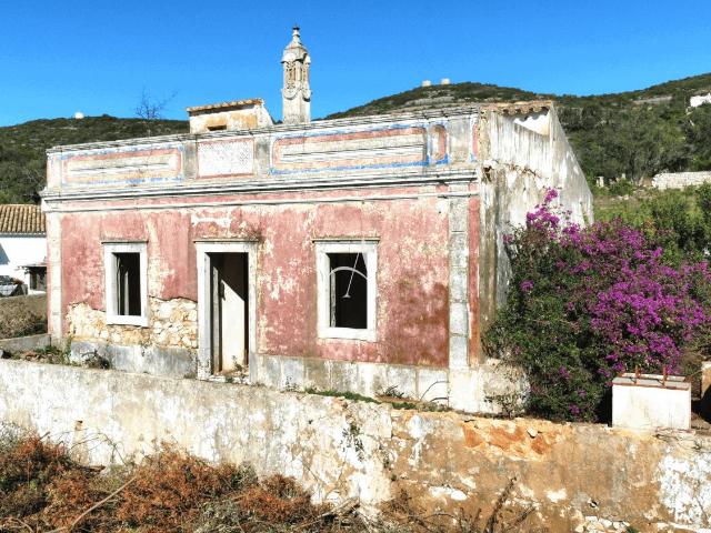 Oferta Santa Bárbara de Nexe Terreno €495.000 | 1.880m² Proj. 300m² Santa Bárbara De Nexe