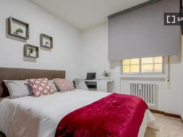 Único Se alquila habitación en apartamento de 6 dormitorios en.