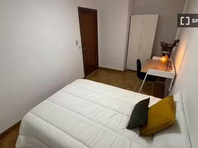 ¡Oferta! Se alquila habitación en piso compartido, Palos de Mo.