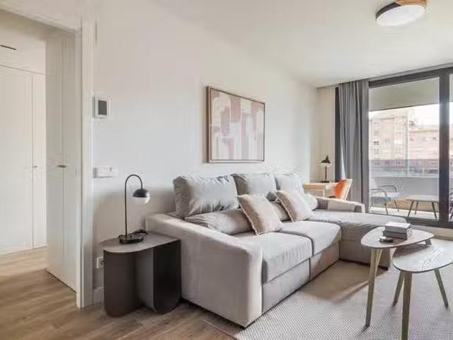 Encantador Paseo de la Dirección, Valdeacederas 1 Bedroom.