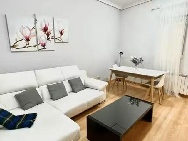 Nuevo Piso de 1 habitación en Calle de Arriaza, Argüelles