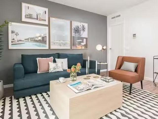 ¡Recién llegado! Piso de 1 habitación en Calle de la Alfalfa