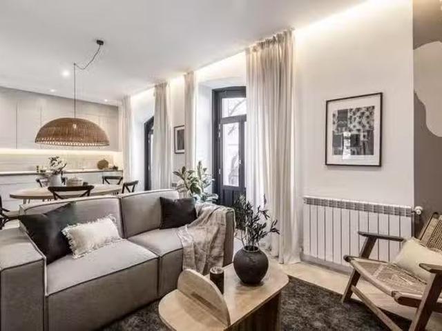 Nuevo Piso de 1 habitación en Calle de Luchana
