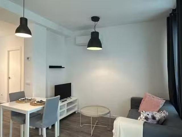 ¡Oferta! Piso de 1 habitación en Calle de Pradales