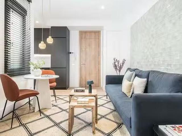 Único Piso de 1 habitación en Calle del Doctor Castelo