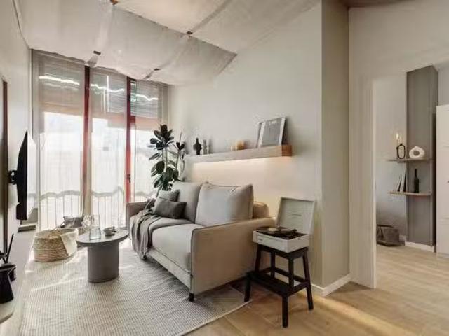 ¡Recién llegado! Piso de 1 habitación en Carrer de Floridablanca