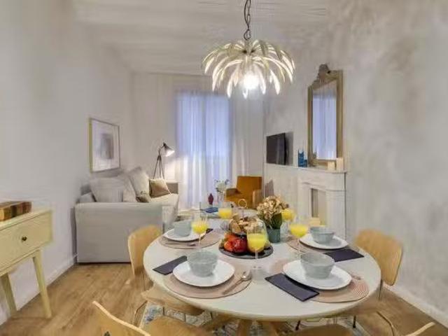 Bonito Piso de 1 habitación en Carrer d'en Serra