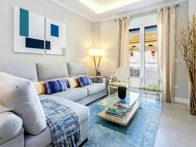 ¡En alquiler! Piso de 1 habitación en Antonia Díaz, Casco Anti.