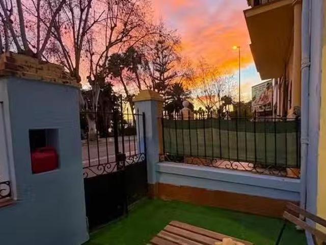 Barato Piso de 1 habitación en Avenida del Pintor Joaquín Soro.