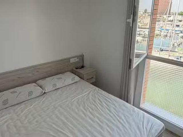 ¡Oferta! Piso de 1 habitación en Avinguda de la platja, Urbani.