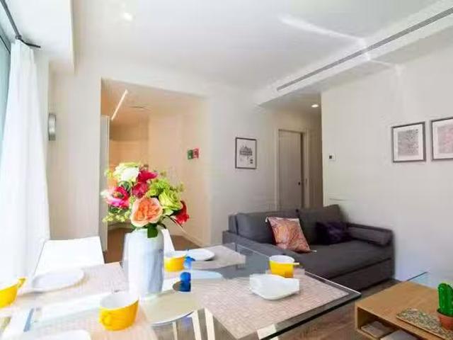 ¡Renta! Piso de 1 habitación en Gran Via de les Corts Catalanes