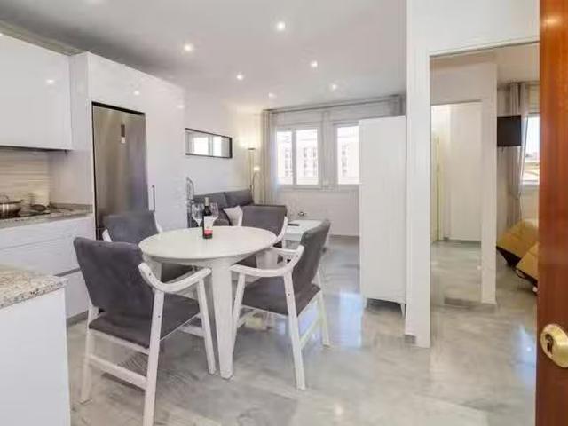 Bonito Piso de 1 habitación en Pasillo de Atocha, Distrito Cen.