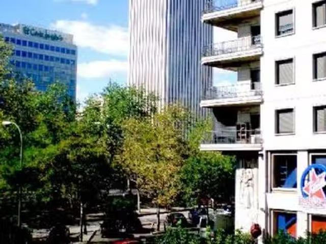 ¡Oferta! Piso de 3 habitaciones en Paseo de la Habana, 28016 M.