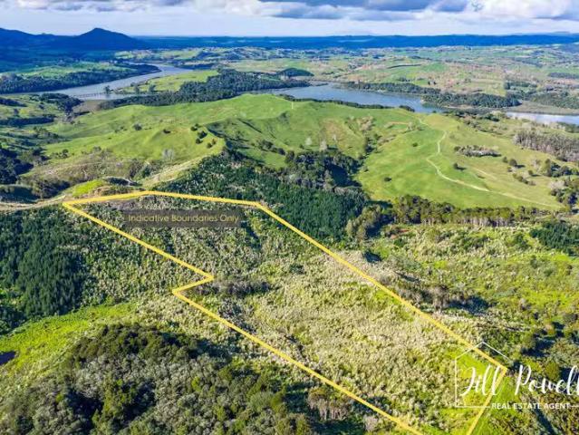 Off Grid Potential Close to Maungaturoto First National Re.