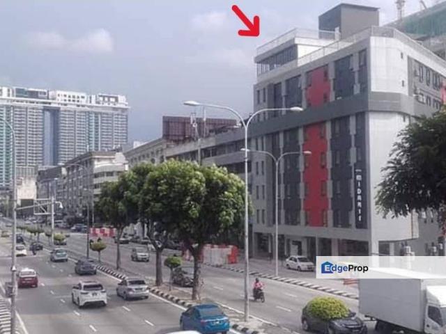 OFF JALAN LOKE YEW