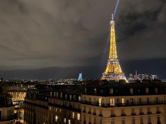 OFF MARKET Paris XVI Alma Marceau 191m2 3 Chambres, +10m2 de balcons sans vis à vis ? vues exceptionnelles Tour Eiffel, Seine et Paris