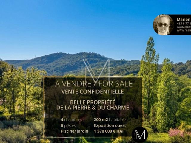 OFF MARKET / TRES BEAU MAS RENOVE AVEC SES DEPENDANCES EN PI