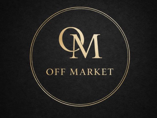 Off Market Triplex d'exception avec roof top et vue tour Eiffel