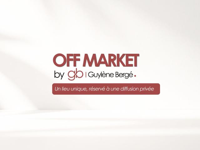 OFF MARKET Villa PMR 180 m2 + 2 dépendances sur+ de 1500 m2 de terrain Piscine pool House terrasse 200 m2