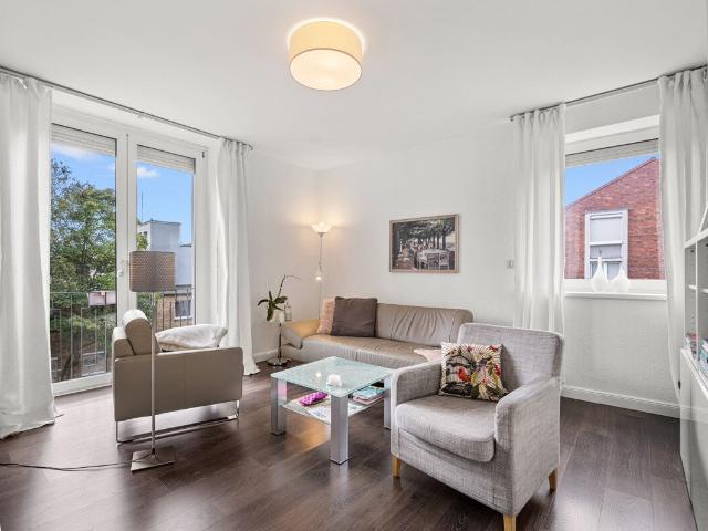Offene Besichtigung am 11.02. von 12 13 Uhr Helle 2,5 Zimmer Wohnung in Barmbek!