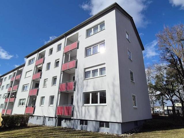 Heller Wohnraum In Hochparterre! 4 Zimmerwohnung in Sindelfingen