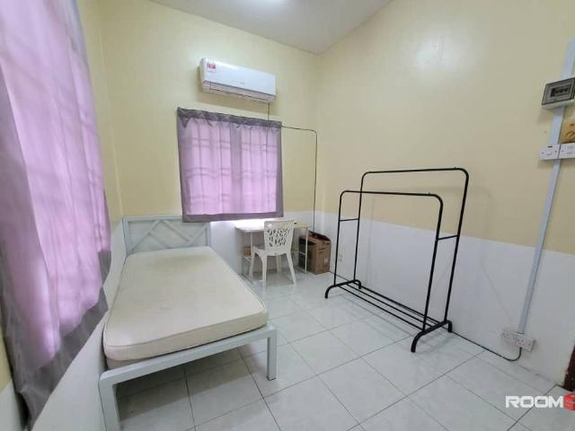 Offer ❗ Bilik Sewa Murah with Air Cond ❄️ at Bukit Rimau Shah Alam