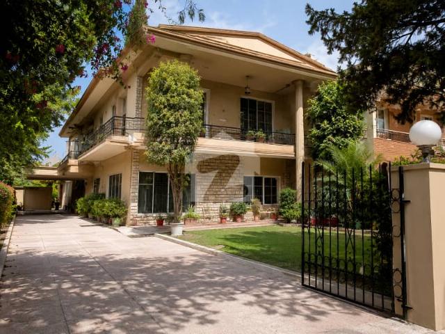 Offer! Investor Price Old House is for SALE