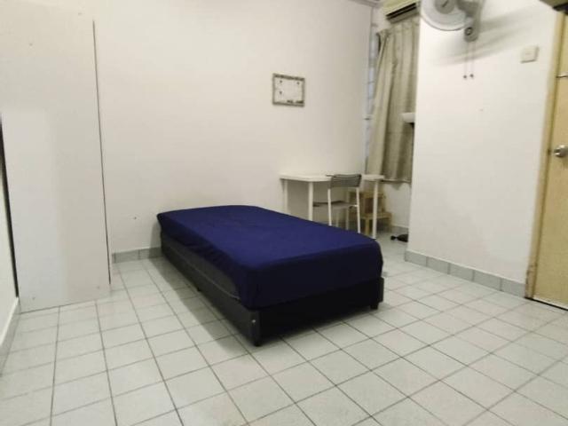Offer Low Deposit Bilik Sewa Murah with Air Cond ️ at Bandar Utama BU11