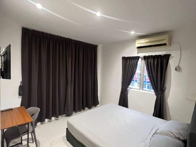 OFFER Near LRT Kelana Jaya Room Rent at SS3 Petaling Jaya