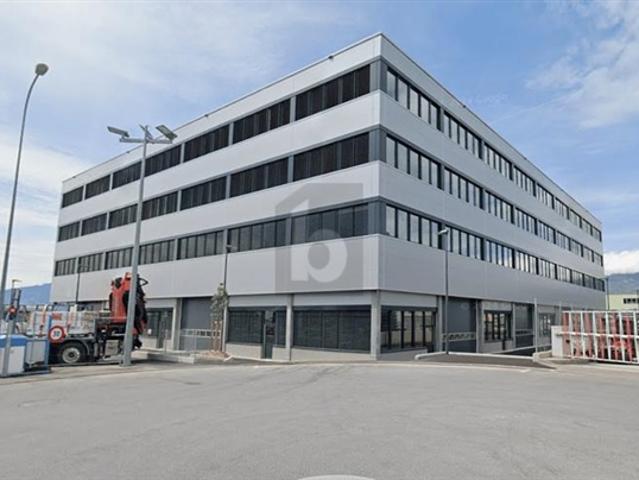 MODERN, GERÄUMIG UND VIELSEITIG