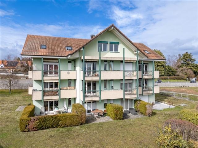 BÜRORÄUME ZUR MIETE IN SAINT SULPICE MIT SEEBLICK