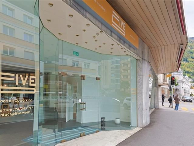 Außergewöhnliche Gelegenheit, Büros mit Fenster in Montreux zu mieten