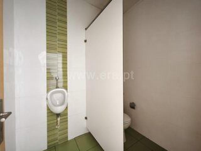 Office Castelo Branco easy access, air conditioning, garage, furnished, meeting room