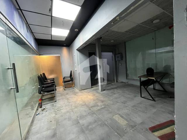 Office Available For Rent In Nazimabad No 3 Block B Main Green line Bus Road Facing