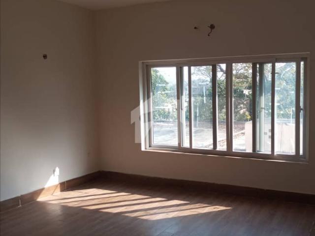 Office Available For Rent In Gulberg