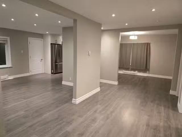 Office for lease in Maple Ridge, Maple Ridge, 22504 Lougheed H.