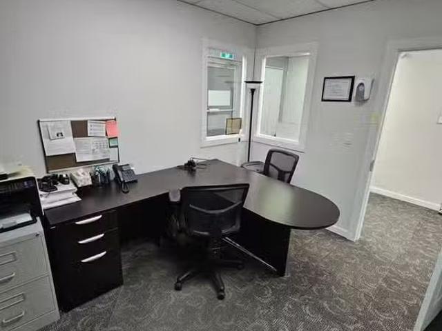 Office for lease in Mission, Mission, 33163 2 Avenue, 224981749