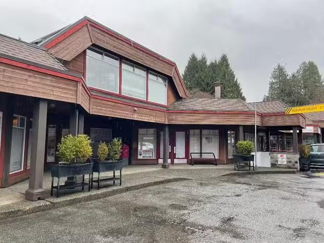 Office for lease in North Vancouver, North Vancouver, 3743 Del.