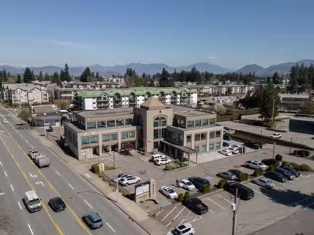 Office for lease in Abbotsford, Abbotsford, 200 2692 Clearbroo.