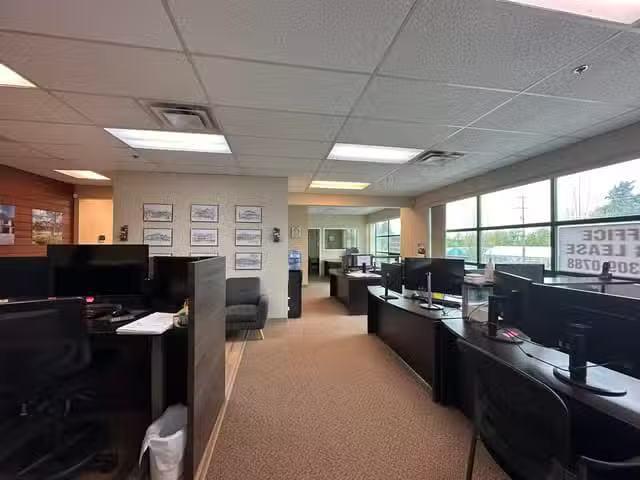 Office for lease in Abbotsford, Abbotsford, 204 2602 Mt. Lehma.