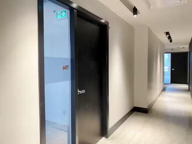 Office for lease in Burnaby, Burnaby South, 607 6378 Silver Av.