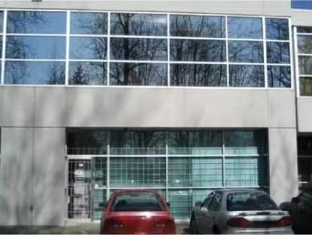 Office for lease in Burnaby, Burnaby South, 2ND FLOOR 8980 Fra.