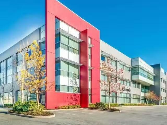 Office for lease in Richmond, Richmond, 306 13888 Wireless Way.