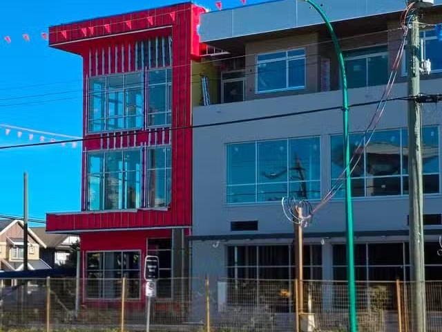 Office for lease in Surrey, Cloverdale, Avenue, 224979912