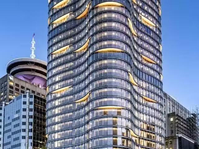 Office for lease in Vancouver, Vancouver West, 320 Granville S.