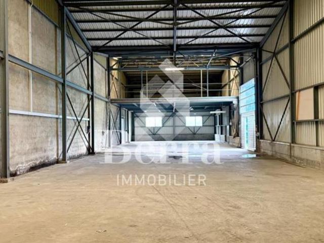 Office for rent in Charrat 440 m² | dreamo. Ch