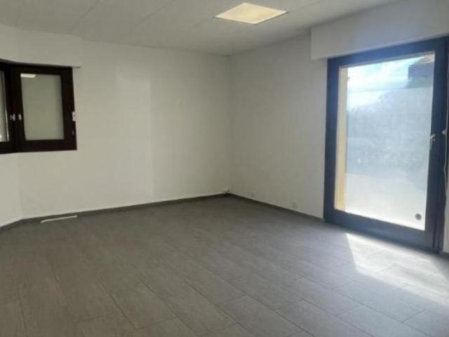Office for rent in Bogis Bossey 25 m² | dreamo. Ch